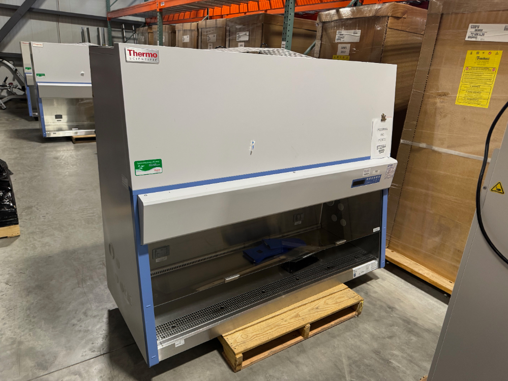Image of Thermo 1300 Series A2 6' BioSafety Cabinet